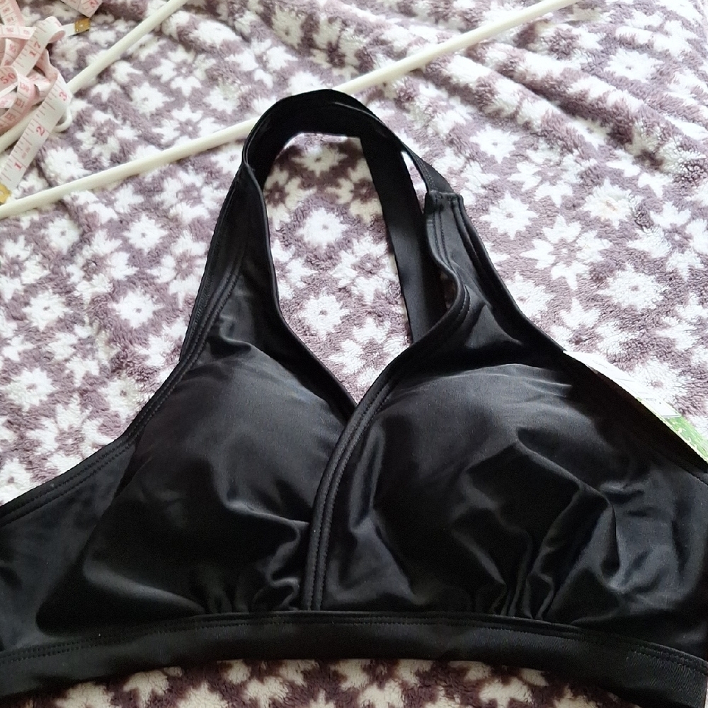 Fashion Nova Black Intimate Bra with Racerback Design